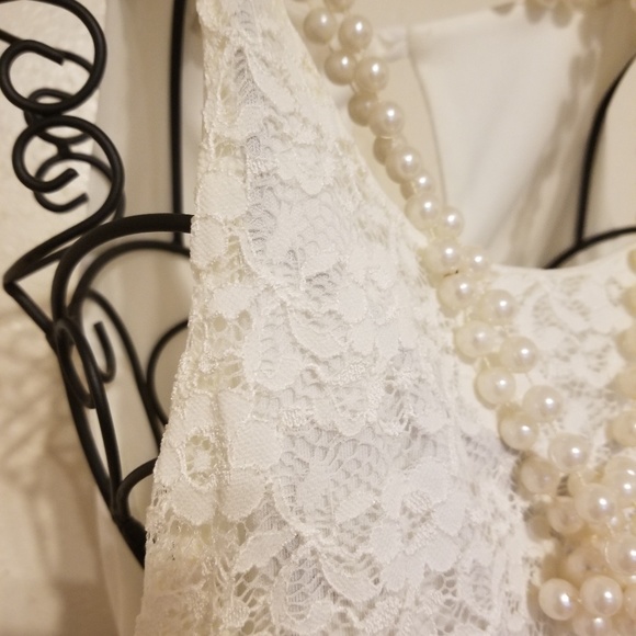 Ivory lace overlay hi-low dress - Picture 4 of 6